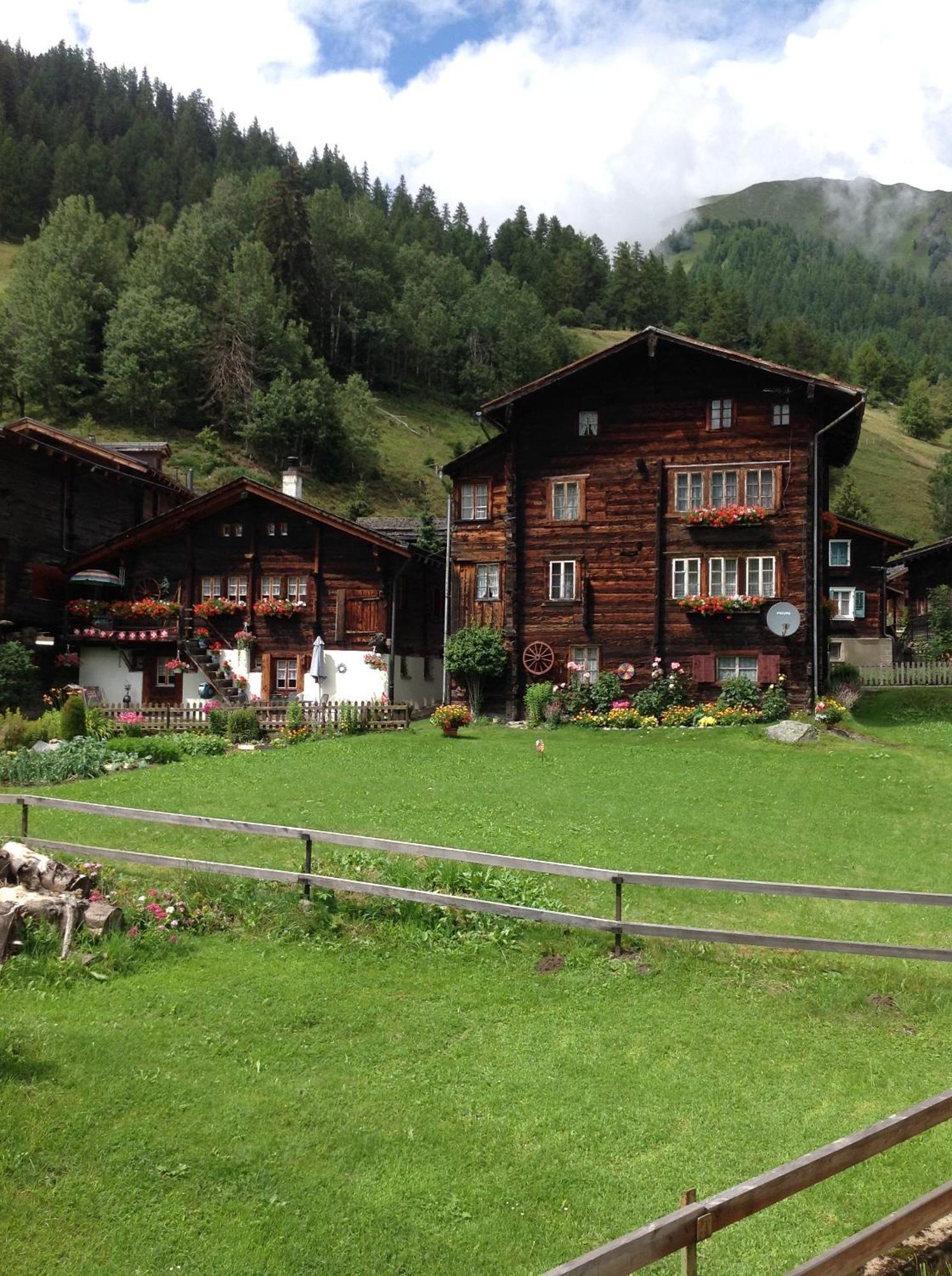 Appartement 6 Dorfstrasse à Oberwald Extérieur photo